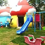 Dream Hotel 4*